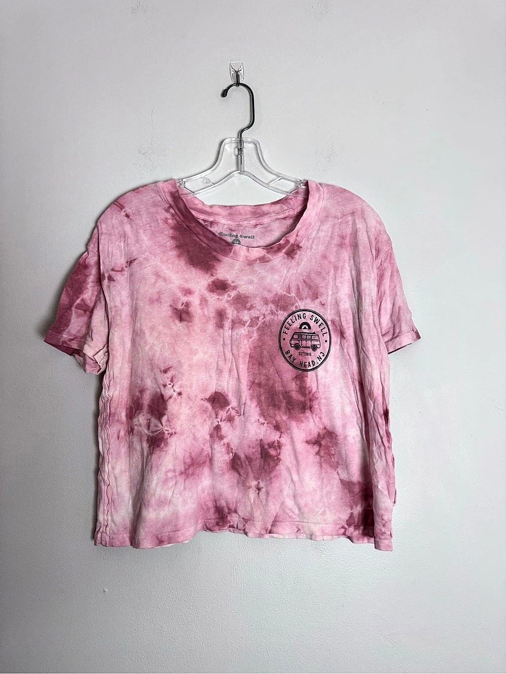 Feeling Swell Bay Head NJ Tie Dye Graphic Tee Pink crop M